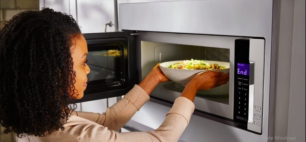Types of Microwaves and Their Pros and Cons